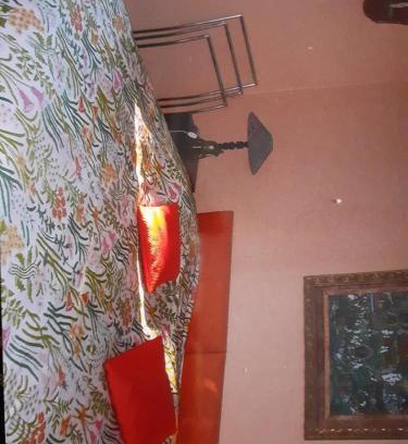 Saint-Seurin-sur-l'Isle House | Peti kaz