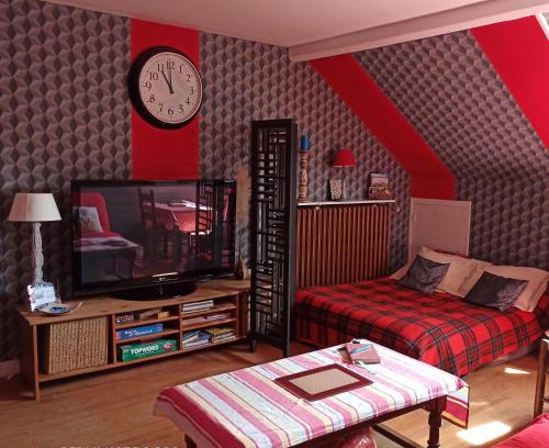 Neuilly Apartment | PETIT APPARTEMENT 30M2, 3 lits, de 1 à 4 pers