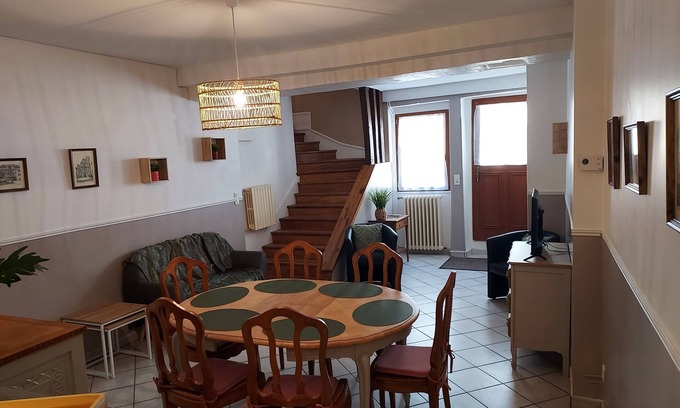 Auxerre House | Petite Maison de Ville au Charme Authentique