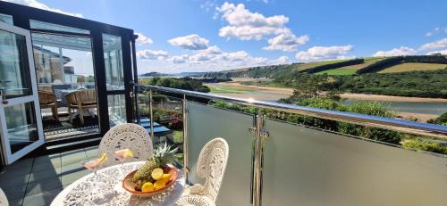 Bantham Apartment | Petrichor, with panoramic views over The Bantham Estuary