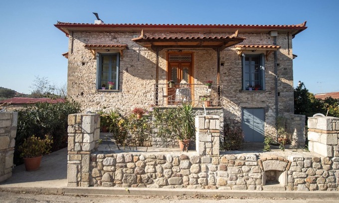 Rododafni House | Petrino - Les Campagnards