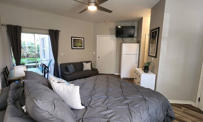 Port Saint Lucie Condo | PGA/Mets Studio In Golf Villas Apt B