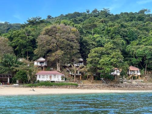 Ko Phi Phi Bed & Breakfast | Phi Phi Private Beach Resort