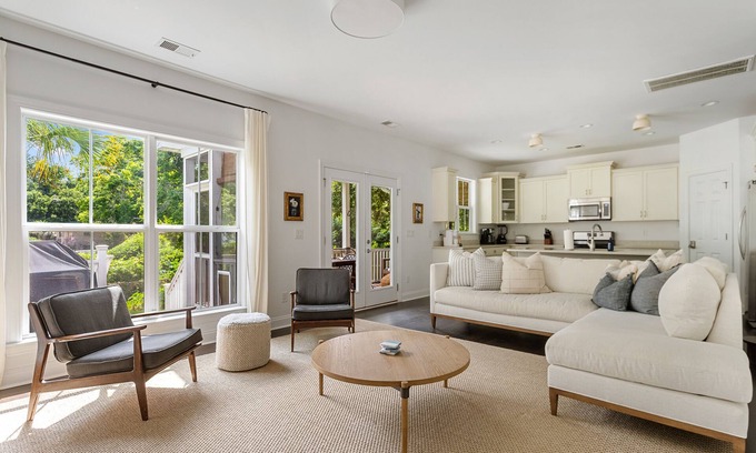 Mount Pleasant House | Phil's Place | Expansive Backyard Bliss
