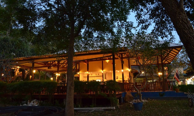 Ko Phi Phi Hotel | Phitharom PP Resort