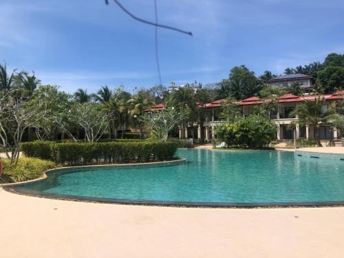 Choeng Thale Villa | Phuket Laguna Poolside 2-Bedrooms Private Family Villa 403m2