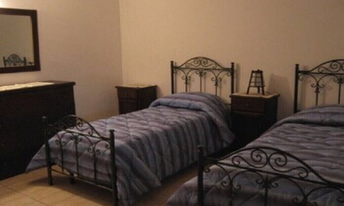 Oria Apartment | Piccolo 1 apartment in complex with ample parking 15min from the sea