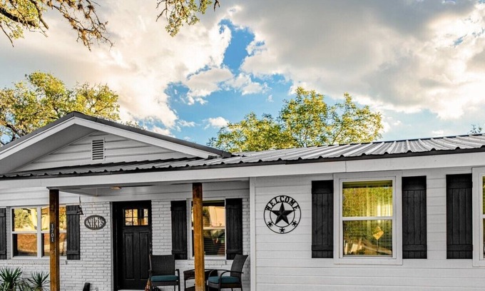 Kerrville Cottage | Pickled Pepper Cottage -Texas Hill Country History, Heritage & Hospitality
