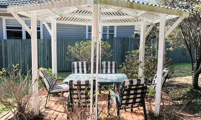 Rangeville Villa | Picnic Point Villas - perfectly located