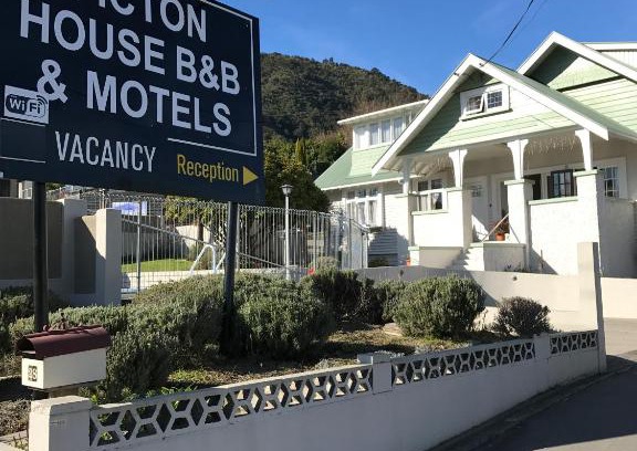 Picton Bed & Breakfast | Picton House B&B and Motel