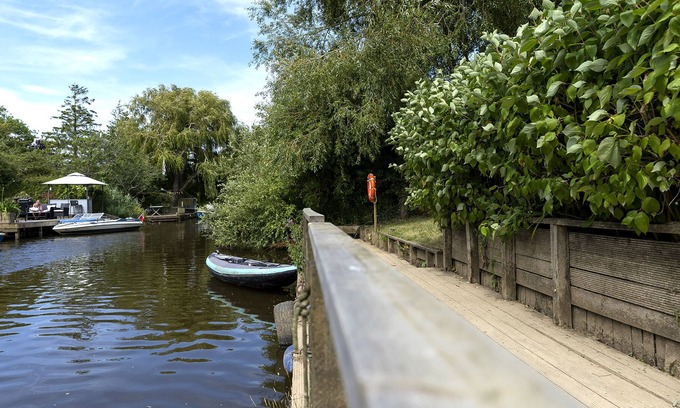 Rye House | Picturesque 5 bedroom Riverside Cottage in Rye, East Sussex, sleeping 10
