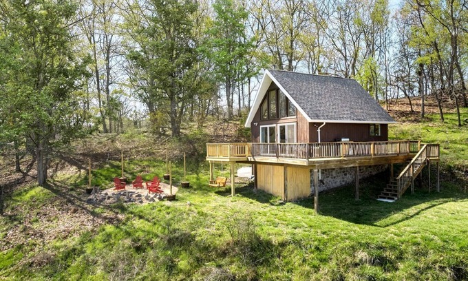 Old Fields Cabin | Picturesque Chalet-Style Cabin with Hot Tub, Minutes From the Shenandoah in Hardy County, West Virginia