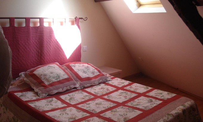 Caux Seine Agglo Cottage | Picturesque gite on a 3.5-hectare estate