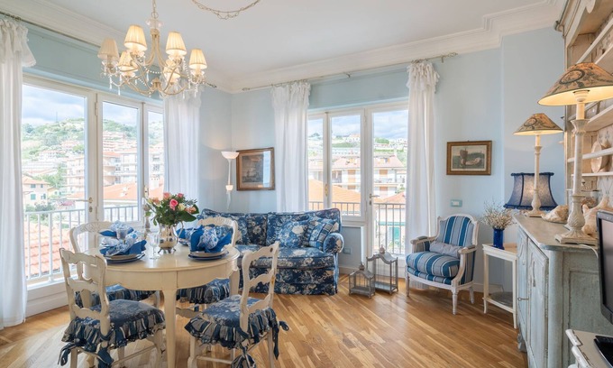 Riva Ligure Apartment | Pieds dans l'eau 2 by Interhome