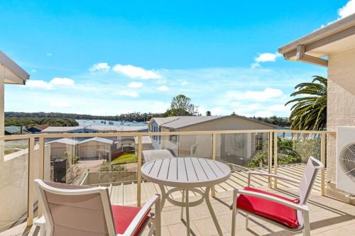 Huskisson House | Pier 8 by Experience Jervis Bay