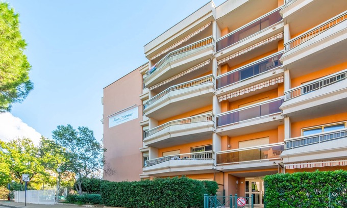 Sainte-Maxime City Centre House | Pierre & Vacances Résidence Les Platanes