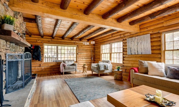 Pine Mountain Club House | Pine Mountain Club Cabin with Community Pool!
