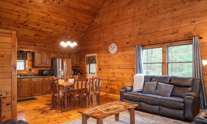 Elliottsburg Cabin | Pine View Cottage | 3 Bed, 1 Bath
