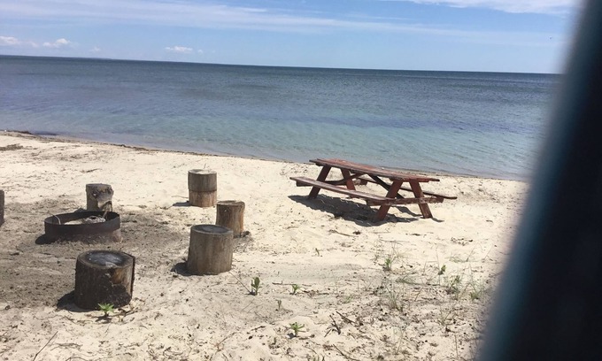 St Ignace Hotel | Pines Motel