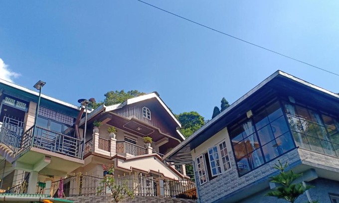 Darjeeling House | Pinewood Homestay Dali