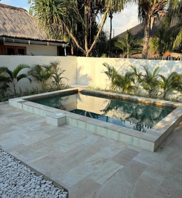 Gili Air Villa | Pink Door Villa Gili Air, private pool & kitchen