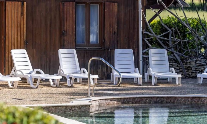 Saint-Avit-Senieur Ski Chalet | Pinson, Gîte with outdoor spa ideal for couples