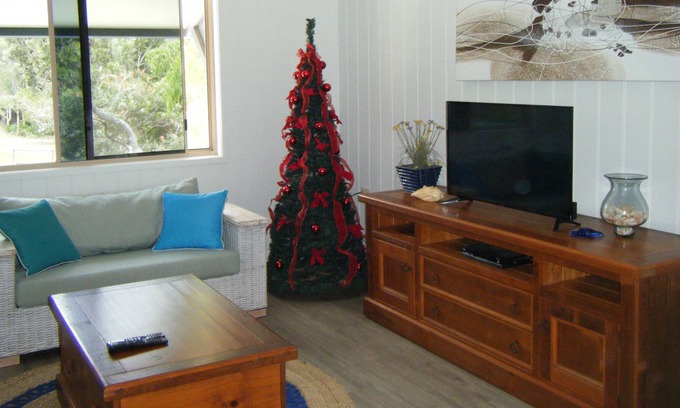 Maheno House | Pipis - K'gari Eastern Beachfront Accommodation