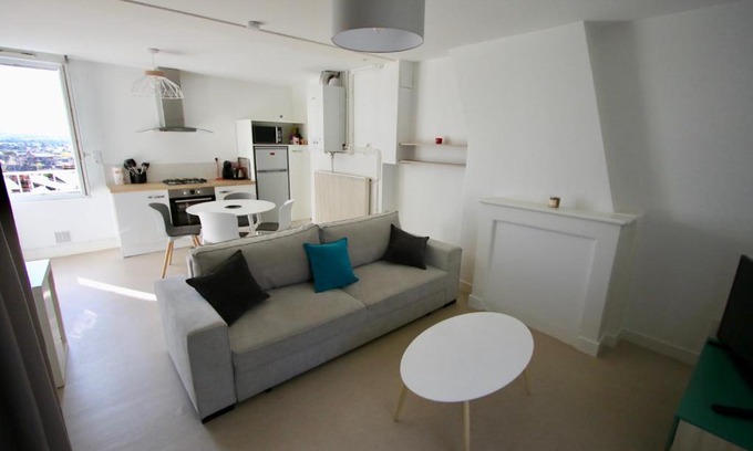 Ecartelee-Bonabry-Orieres-Paron Apartment | Pipon