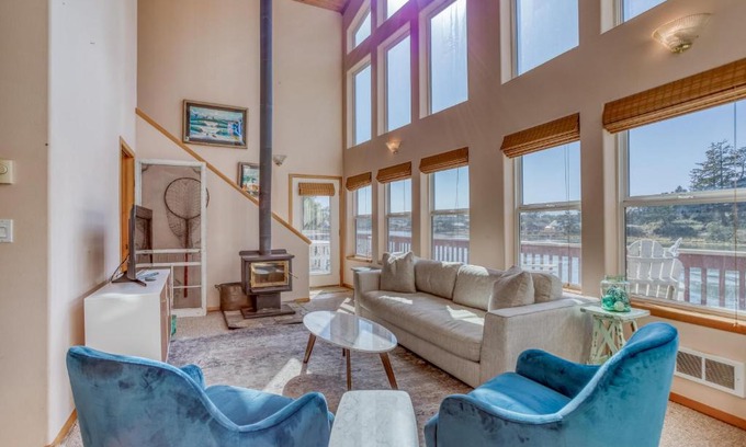 Pacific City House | Pirates Perch - Meredith Lodging
