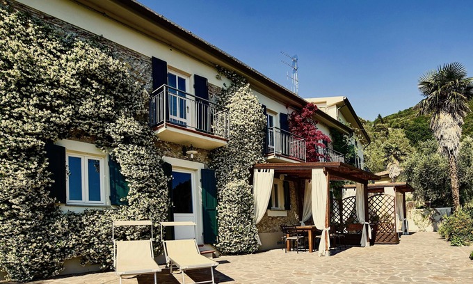 Vicopelago House | Pisa/Lucca - Perfect Location - Entire Property - Tower View - Fabulous Pool