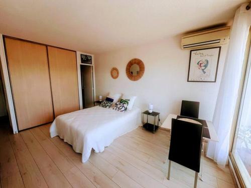 Saint-Tropez Apartment | piscine, parking, vue mer, 23 m2