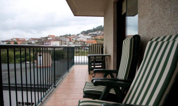 Baiona Apartment | Piso Céntrico con Terraza y Garaje Para Tu Familia