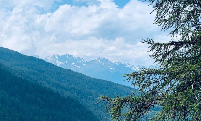 Gressan Apartment | Placed near the Pila ski resort.