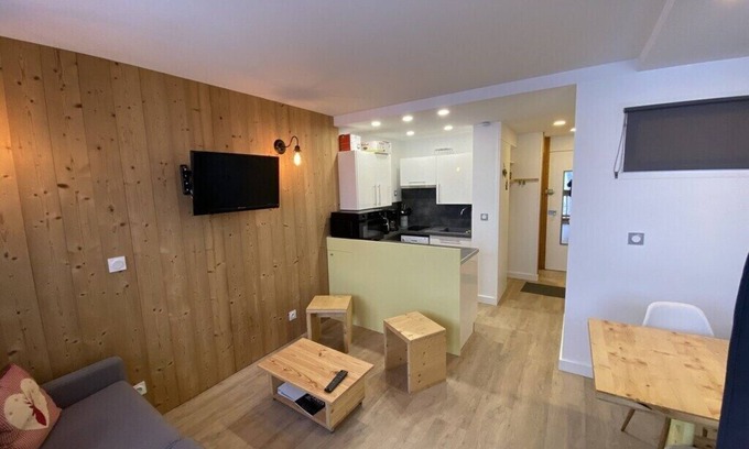 Macot-la-Plagne Apartment | PLAGNE VILLAGES residence "Les Aollets" ski in/ski out