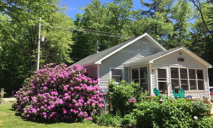 Honor Cottage | Platte Lake, steps from Sleeping Bear National Lakeshore