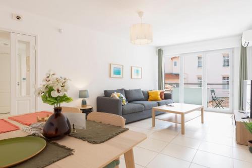 Antibes Old Town House | Plaza Antibes one bedroom apartment with AC