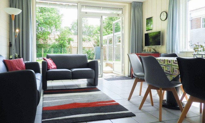 Dishoek House | Pleasant 5-person holiday home in Koudekerke at just 250 metres from the beach