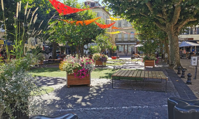 Cours-de-Pile House | Pleasant, bright loft