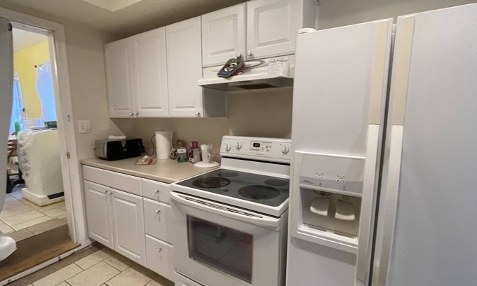 Damascus Apartment | Pleasant one bedroom apt., private entrance