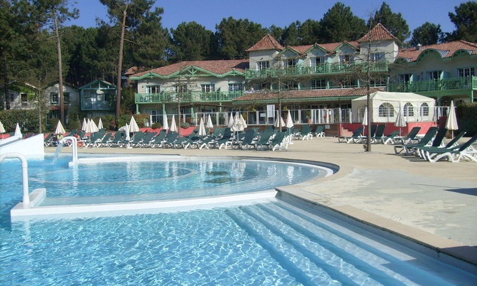 Lacanau-Ocean Apartment | Pleasant T2 in the pine forest at Lacanau Océan, oecane beaches and lake