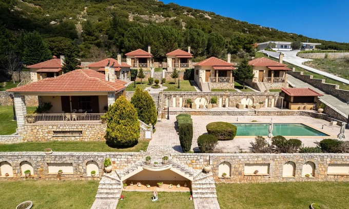 Kylini Apartment | Pleiades Jewel Meropi - Corinthos Pool Bliss