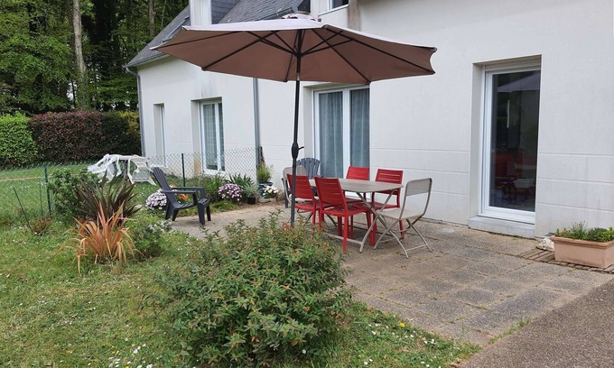 Pleuven House | Pleuven, house with enclosed garden, ideal for visiting the region