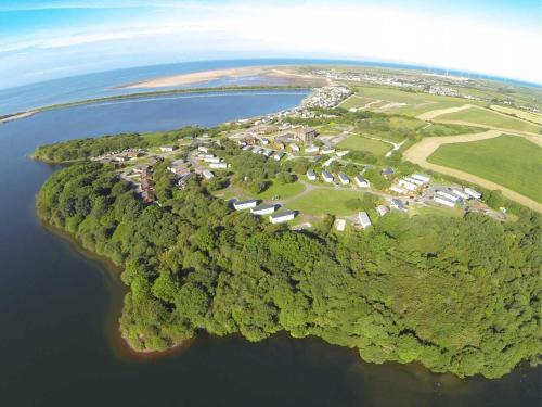 Millom Resort | Plot 8 Lakeside Cabin, Wyldecrest, Millom