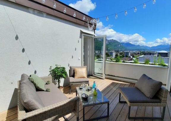 Novel Apartment | PLUS PRES DES ETOILES