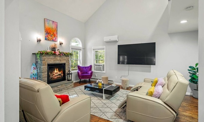 East Stroudsburg House | Pocono Hot Tub, Fire Pit, Games, Private space