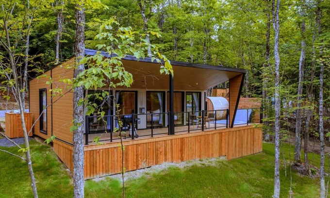 La Conception Ski Chalet | Pod at Bel Air Ideal for a couple - Private Jacuzzi & sauna - Bbq - Fireplace