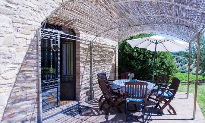 Ramazzano Villa | Podere Caldaruccio La Pineta - 26 people Cottage & Villa