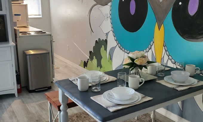 Gulfport Apartment | Poe's Place: In the Heart of Gulfport Art District!