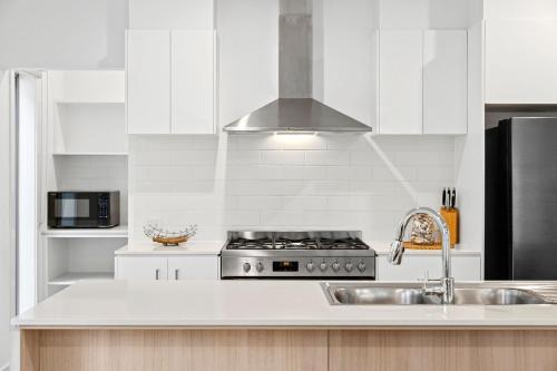 Point Lonsdale House | Point Retreat