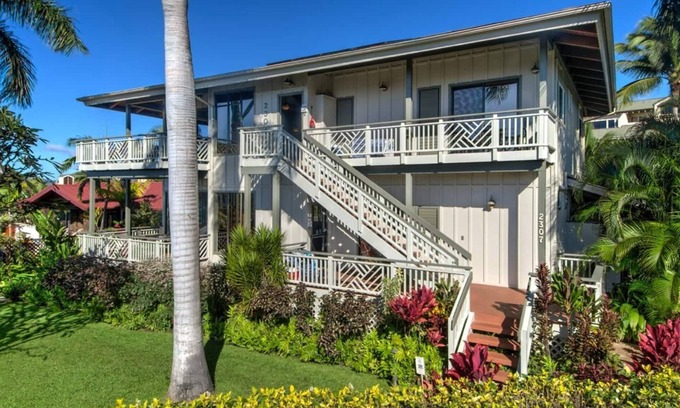Poipu House | Poipu Beach House with Ocean View and Lush Garden